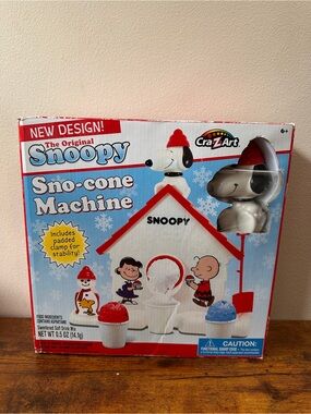 Cra-Z-Art The Original Snoopy Sno-Cone Machine Peanuts New Design Shaved Ice NIB